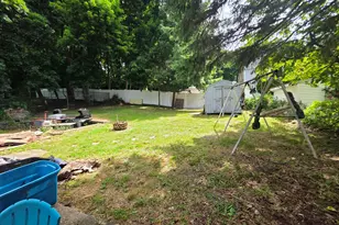 40 Concord St, Bristol, CT 06010 - Photo 5
