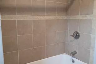 27 Waterville St, Waterbury, CT 06710 - Photo 7