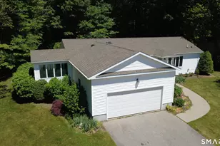 23 Hillcrest Dr, Montville, CT 06382 - Photo 3