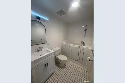 59 Courtland Avenue #2T, Stamford, CT 06902 - Photo 9