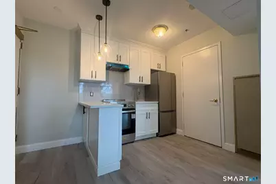 59 Courtland Avenue #2T, Stamford, CT 06902 - Photo 3