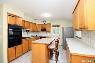 57 Grande Rd, East Hartford, CT 06118 - Photo 5