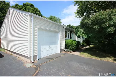 57 Grande Road, East Hartford, CT 06118 - Photo 3