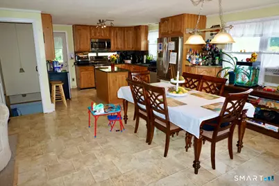 33 Colt Street, New Britain, CT 06052 - Photo 3