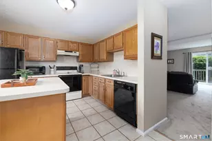 489 Wolcott St, Bristol, CT 06010 - Photo 11