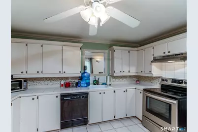273 Queen Street #14E, Southington, CT 06489 - Photo 11