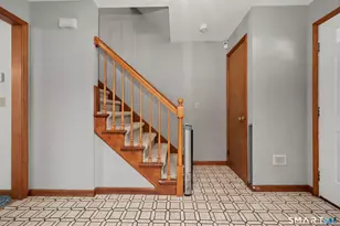 275 York St, Stratford, CT 06615 - Photo 5