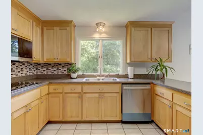 72 Martin Terrace, Glastonbury, CT 06033 - Photo 9