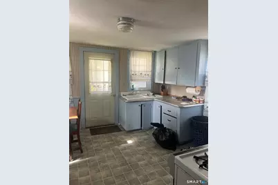 48-50 Battey Street, Putnam, CT 06260 - Photo 19