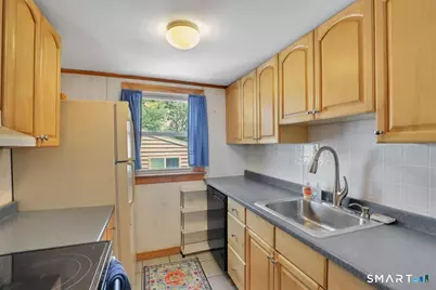13 Predem Road, Bristol, CT 06010 - Photo 9