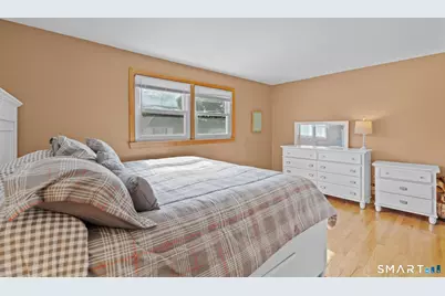 63 Bates Street, Hartford, CT 06114 - Photo 13