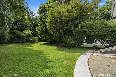 84 Sherwood Place #2, Greenwich, CT 06830 - Photo 29