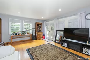 816 Woodruff Rd, Orange, CT 06477 - Photo 13