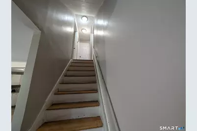 116 Rainbow Road, Bridgeport, CT 06606 - Photo 11