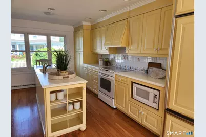 420 Maple Avenue, Old Saybrook, CT 06475 - Photo 13