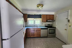 1789 Foxon Rd, North Branford, CT 06471 - Photo 7