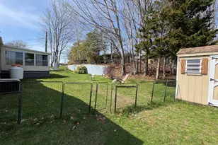 8 Erin Dr, Plainfield, CT 06374 - Photo 5