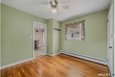 62 Lester Street, New London, CT 06320 - Photo 13