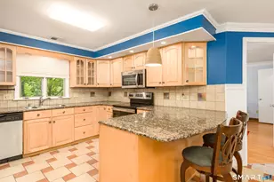 208 Rainbow Trail, Vernon, CT 06066 - Photo 5