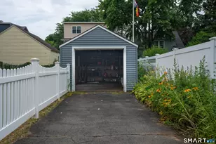 106 Filbert St, Hamden, CT 06517 - Photo 33