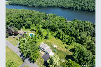 4 Fleetwood Lane, Brookfield, CT 06804 - Photo 3