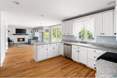 4 Fleetwood Lane, Brookfield, CT 06804 - Photo 17