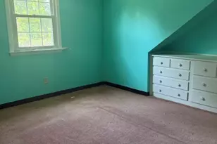 62 South St, Windsor Locks, CT 06096 - Photo 11