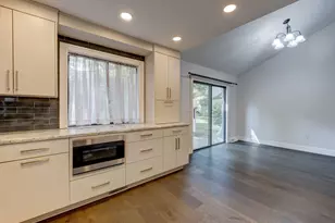 9 Byron Dr, Avon, CT 06001 - Photo 11
