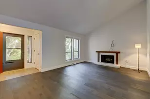 9 Byron Dr, Avon, CT 06001 - Photo 5