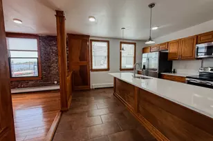 18 Bank St, New London, CT 06320 - Photo 1