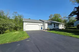 253 Liberty Hwy, Putnam, CT 06260 - Photo 29