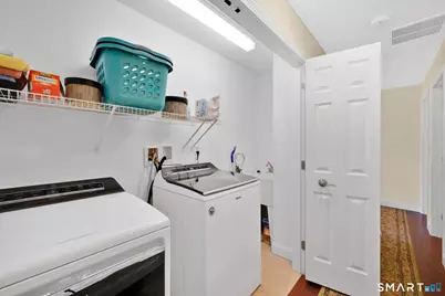5 Edwards Way, Bloomfield, CT 06002 - Photo 25
