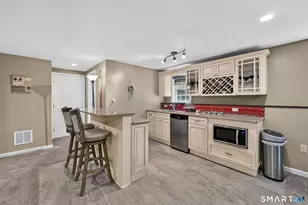 5 Edwards Way, Bloomfield, CT 06002 - Photo 31