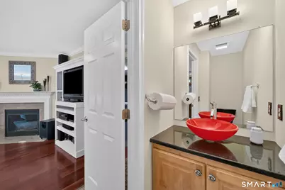 5 Edwards Way, Bloomfield, CT 06002 - Photo 17