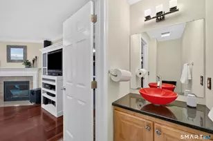 5 Edwards Way, Bloomfield, CT 06002 - Photo 17