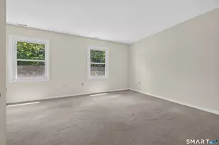 36 W Village Ct, Branford, CT 06405 - Photo 13