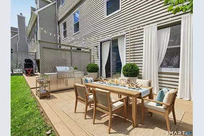 36 W Village Ct #36, Branford, CT 06405 - Photo 23