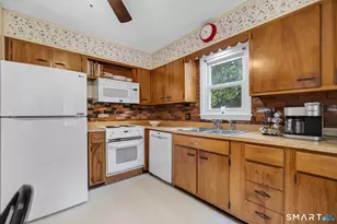 17 Hunters Path, Clinton, CT 06413 - Photo 9