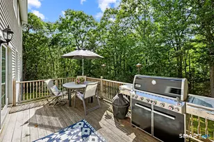 100 Hollister Dr, Avon, CT 06001 - Photo 37