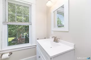 57 Hawthorne Ave, Hamden, CT 06517 - Photo 23