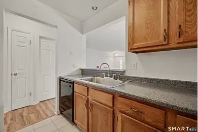 8 Rose Lane #24-7, Danbury, CT 06811 - Photo 17