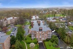 4 Putnam Hill, Greenwich, CT 06830 - Photo 21