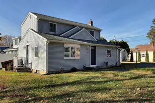 12 E Bishop St, Waterford, CT 06385 - Photo 15