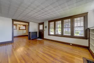 64 Chestnut St, Windham, CT 06226 - Photo 5