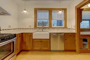 64 Chestnut St, Windham, CT 06226 - Photo 11
