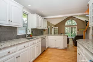 38 Hickory Hill Rd, Simsbury, CT 06070 - Photo 15