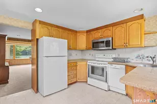 9 Lavelle Ave, New Fairfield, CT 06812 - Photo 27