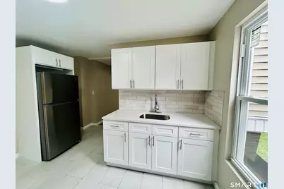 203 East Main Street, Middletown, CT 06457 - Photo 3