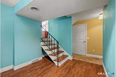 18 Foxridge Lane, Avon, CT 06001 - Photo 7