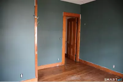 727 Woodward Avenue, New Haven, CT 06512 - Photo 13